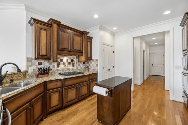 1067 Gadwall Cir, Hendersonville, TN 37075