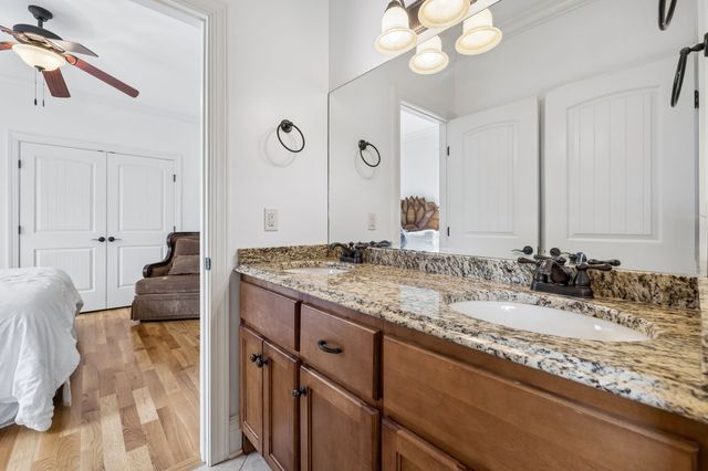 1067 Gadwall Cir, Hendersonville, TN 37075