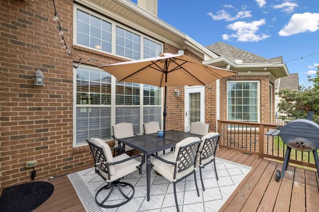 1067 Gadwall Cir, Hendersonville, TN 37075