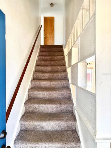 2612 68TH AVENUE N, St Petersburg, FL 33702