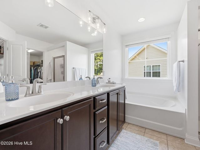 413 Canvasback Lane, Sneads Ferry, NC 28460
