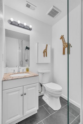 1319 Parkway Court, Arlington, TX 76010