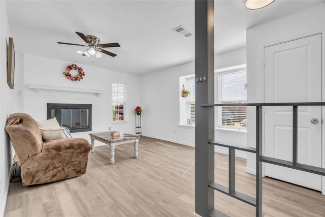 1319 Parkway Court, Arlington, TX 76010