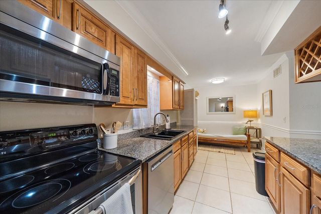 3360 S OSPREY AVENUE 104B, Sarasota, FL 34239