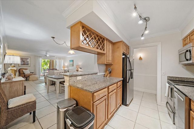 3360 S OSPREY AVENUE 104B, Sarasota, FL 34239