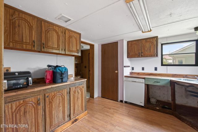 259 Freewill Ridge Rd, Gainesboro, TN 38562