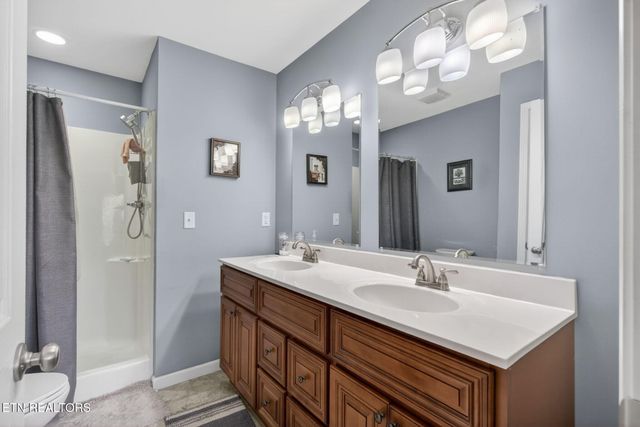 259 Freewill Ridge Rd, Gainesboro, TN 38562