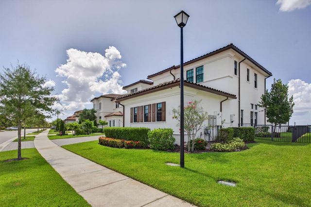 12450 N PARKLAND BAY Trail, Parkland, FL 33076