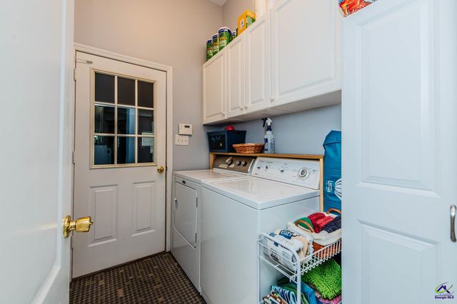 204 Clayton Court, Warner Robins, GA 31088