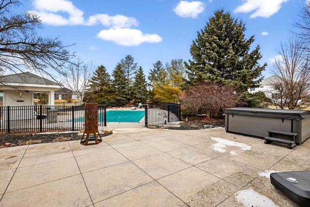 30 GOLDEN WHEAT LANE, Wrightstown, WI 54180