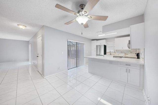 2508 NW 99th Avenue, Coral Springs, FL 33065