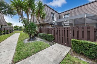 2508 NW 99th Avenue, Coral Springs, FL 33065