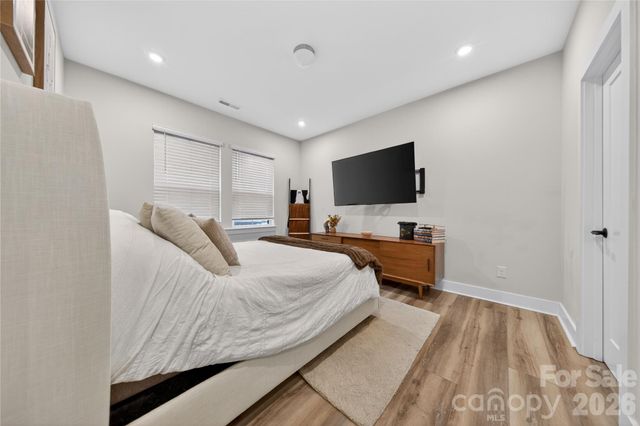 4033 Polluck Way, Charlotte, NC 28209