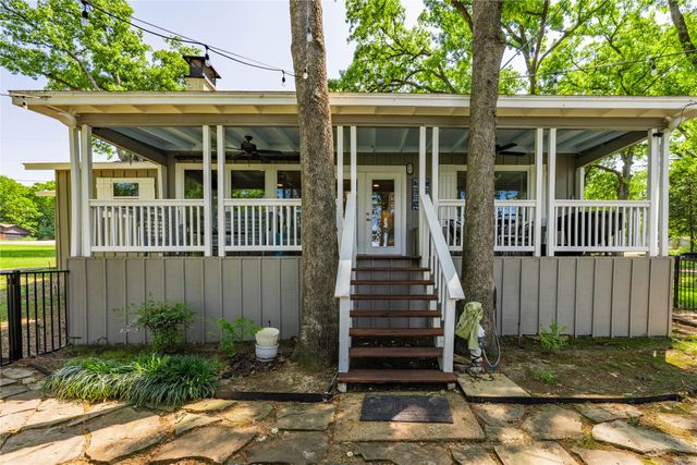 134 King Arthur Road, Mabank, TX 75156