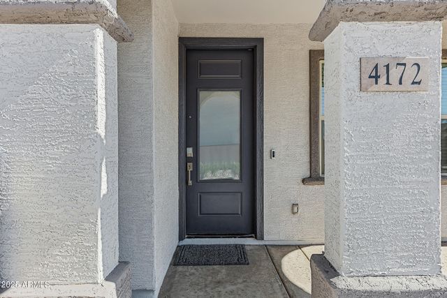 4172 E PINTO Drive, Gilbert, AZ 85296