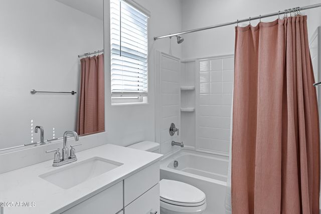 4172 E PINTO Drive, Gilbert, AZ 85296