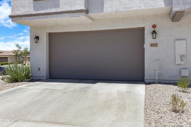 4172 E PINTO Drive, Gilbert, AZ 85296