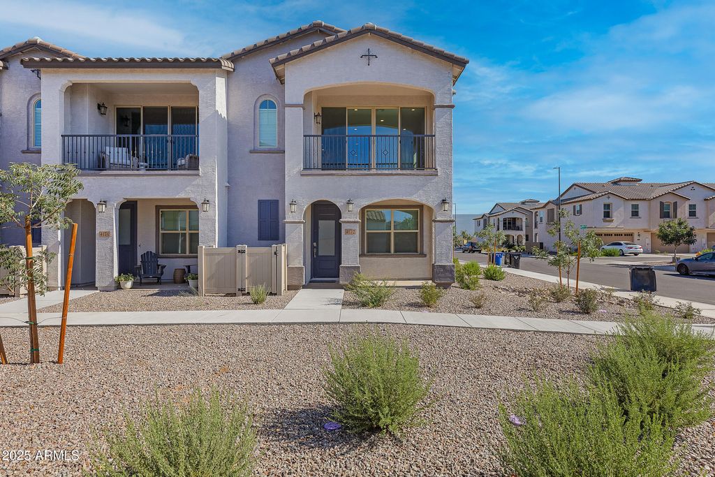 4172 E PINTO Drive, Gilbert, AZ 85296