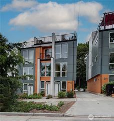 3854 22nd Avenue SW, Seattle, WA 98106