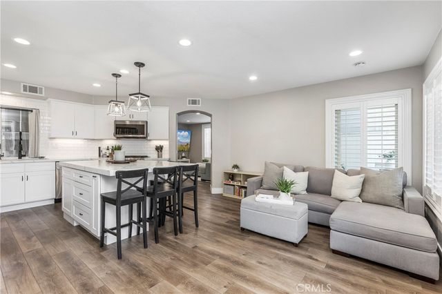 42 Frontier, Trabuco Canyon, CA 92679