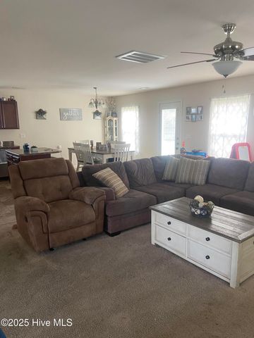 49 Patrick Henry Circle, Supply, NC 28462