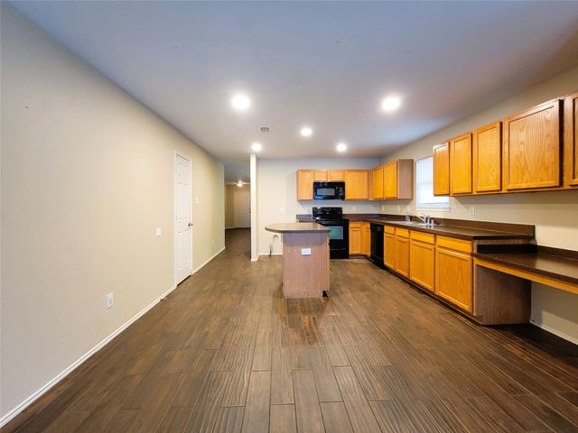 1433 Kramer Court, Burleson, TX 76028