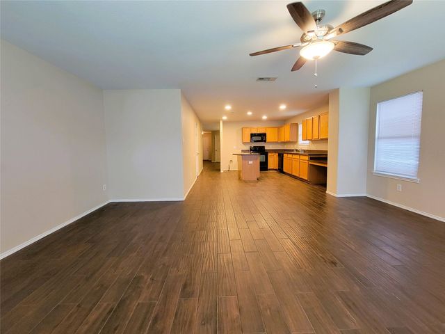 1433 Kramer Court, Burleson, TX 76028
