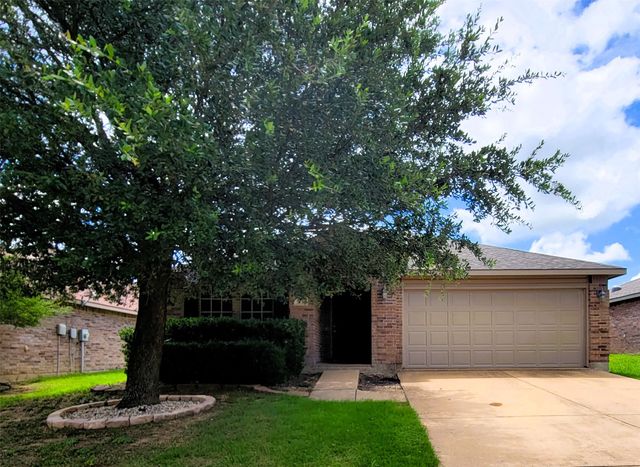 1433 Kramer Court, Burleson, TX 76028