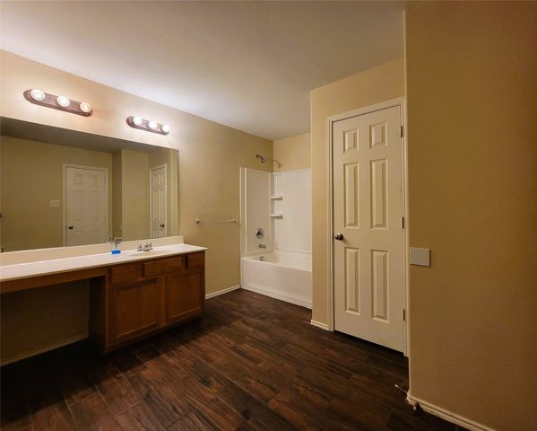 1433 Kramer Court, Burleson, TX 76028
