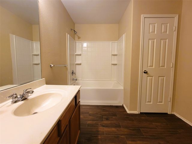 1433 Kramer Court, Burleson, TX 76028