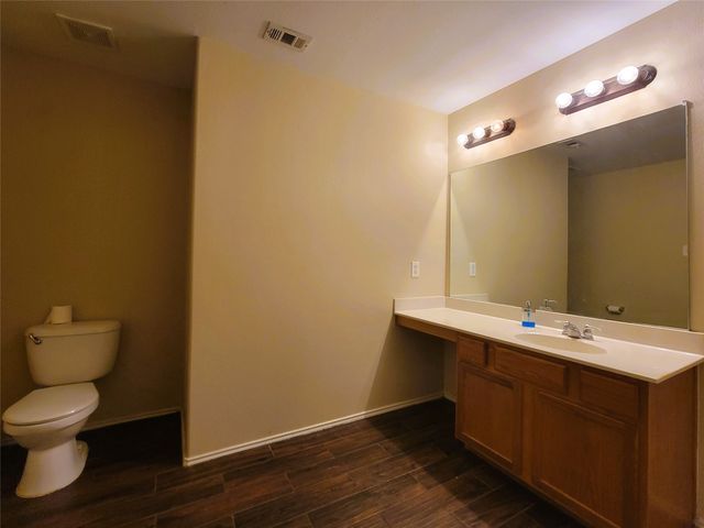 1433 Kramer Court, Burleson, TX 76028