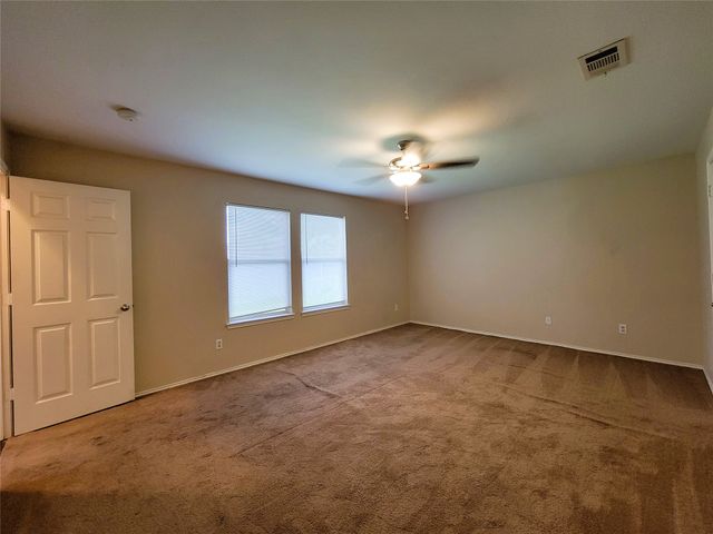 1433 Kramer Court, Burleson, TX 76028