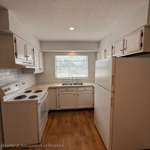 317 E Main Street 2, Avon Park, FL 33825