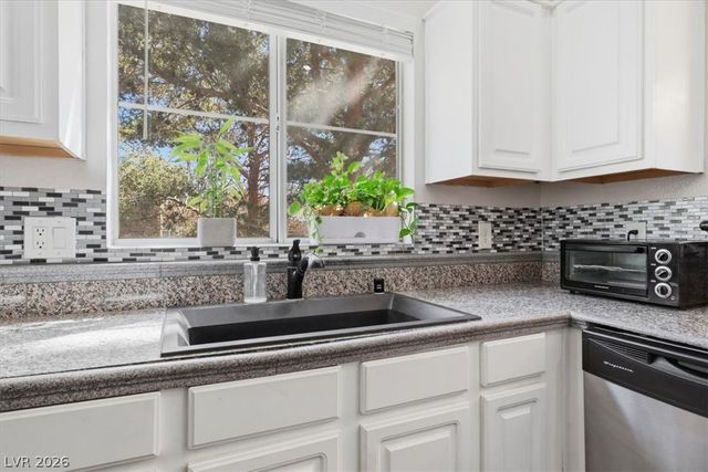 5250 South Rainbow Boulevard 2038, Las Vegas, NV 89118