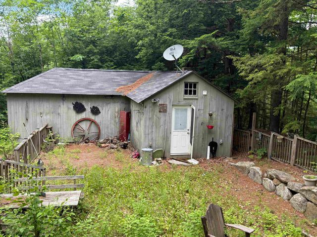 484 Cooledge Road, Hillsborough, NH 03244