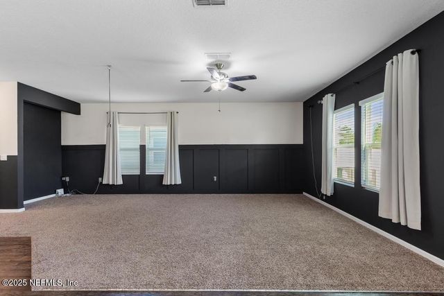 6476 BUCKING BRONCO Drive, Jacksonville, FL 32234