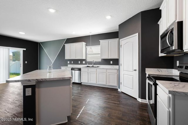 6476 BUCKING BRONCO Drive, Jacksonville, FL 32234