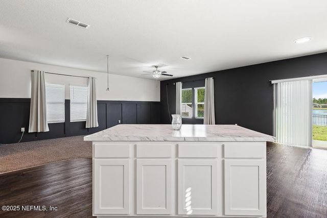 6476 BUCKING BRONCO Drive, Jacksonville, FL 32234