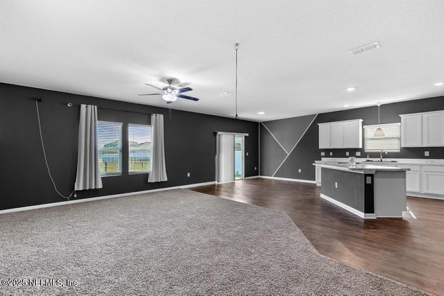 6476 BUCKING BRONCO Drive, Jacksonville, FL 32234