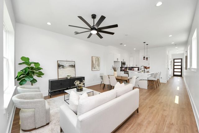 5029 Broom Street C, Houston, TX 77091