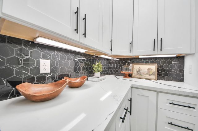 5029 Broom Street C, Houston, TX 77091