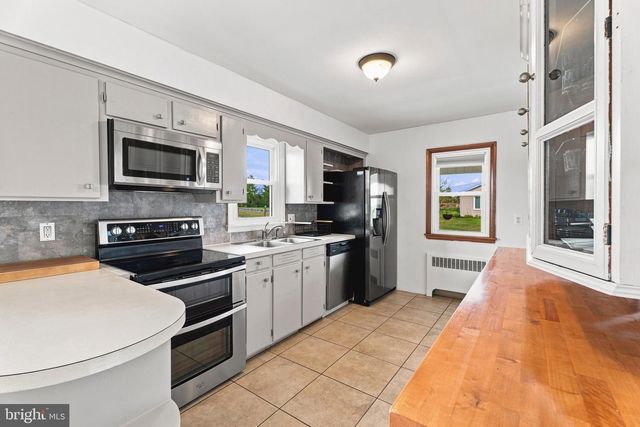 2914 HAMPSTEAD MEXICO RD, Hampstead, MD 21074