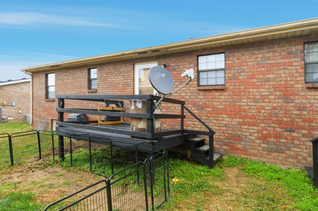 111 Gayla Ct, Portland, TN 37148