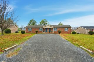 111 Gayla Ct, Portland, TN 37148