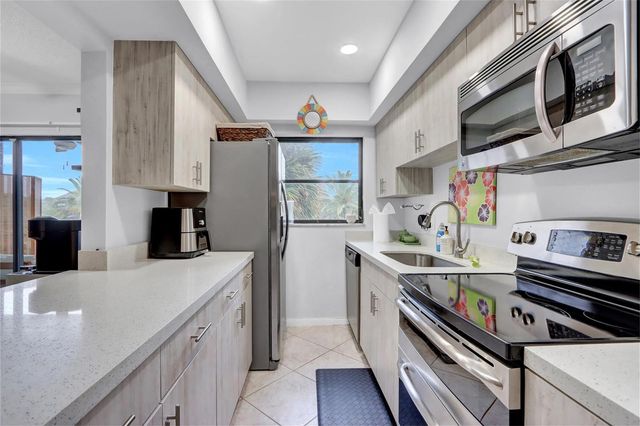 665 Enfield Street B20, Boca Raton, FL 33487