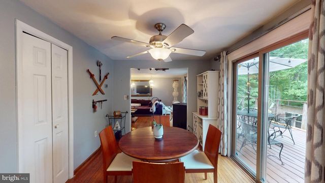 8609 NORTH DR, Clinton, MD 20735