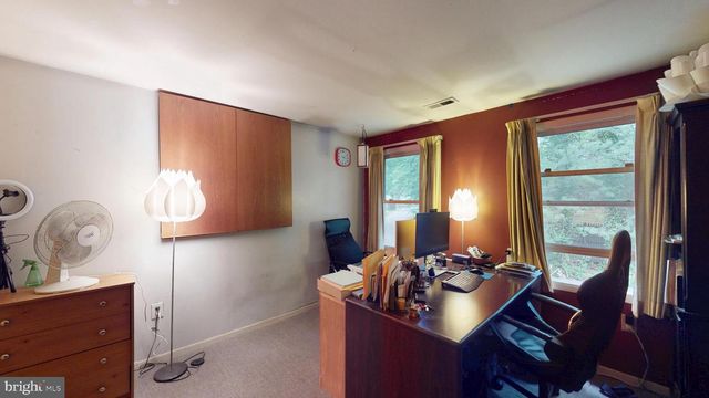 8609 NORTH DR, Clinton, MD 20735