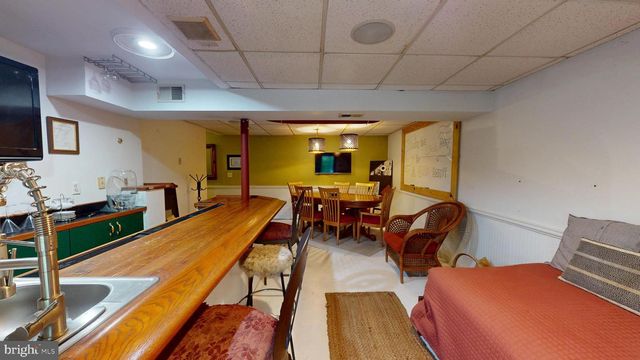 8609 NORTH DR, Clinton, MD 20735