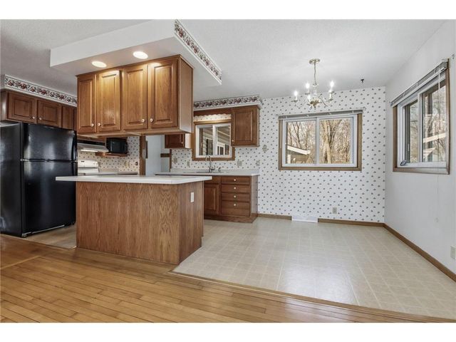 117 16th Street, Menomonie, WI 54751