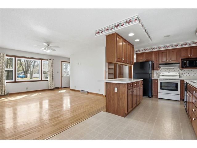 117 16th Street, Menomonie, WI 54751